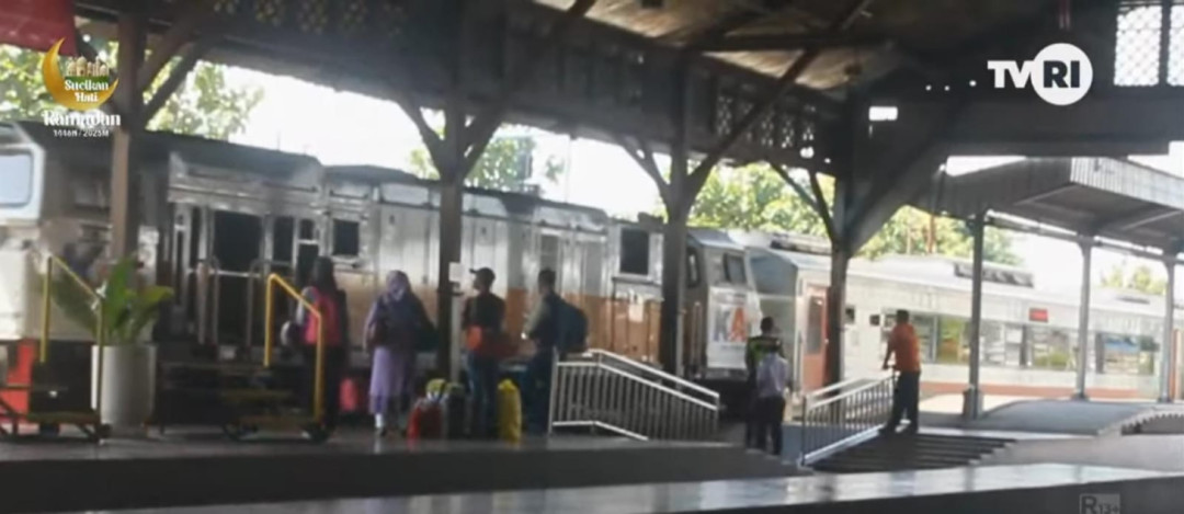 Stasiun Cepu Blora Mulai Ramai Pemudik, Puncak Arus Mudik Diprediksi 28-29 Maret 2025