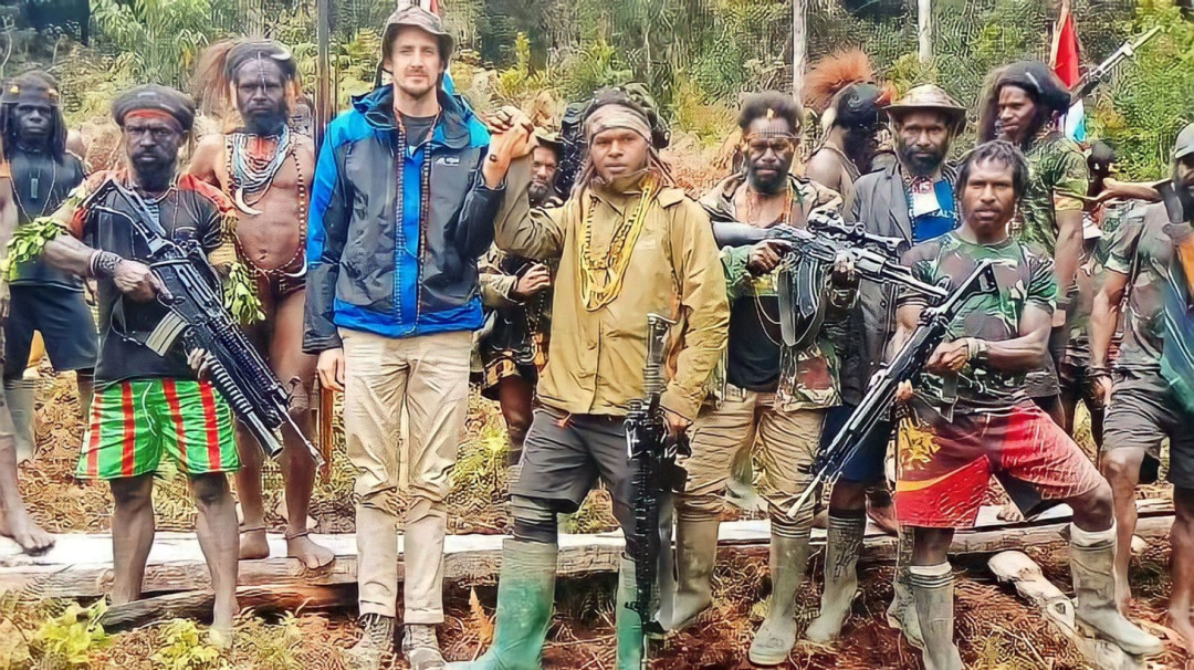 Mahfud MD: Pilot Susi Air Harus Selamat