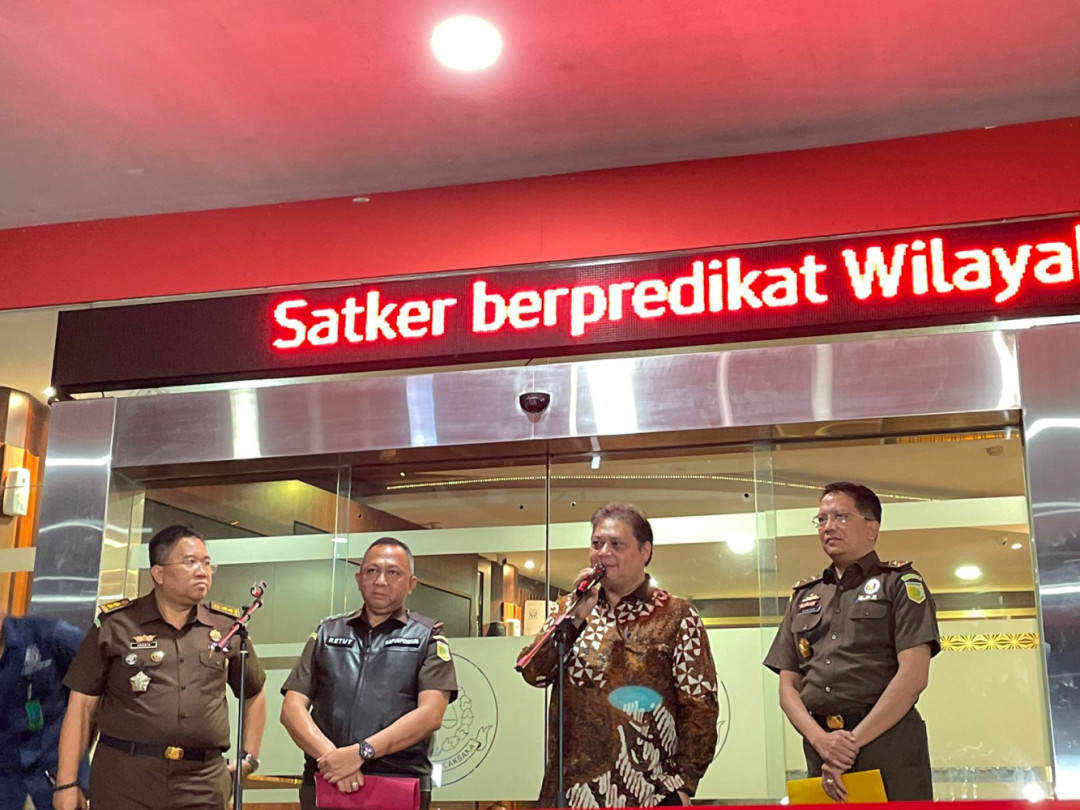 12 Jam Jalani Pemeriksaan, Airlangga Hartanto Dicecar 46 Pertanyaan