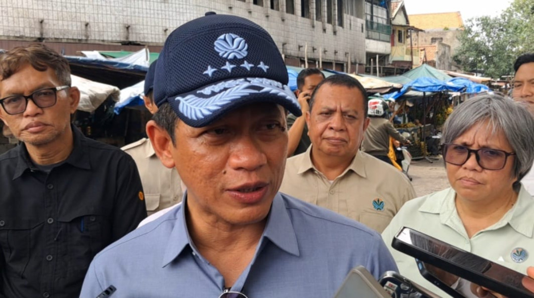 Menteri LH Soroti Pengelolaan Sampah Buruk di Surabaya