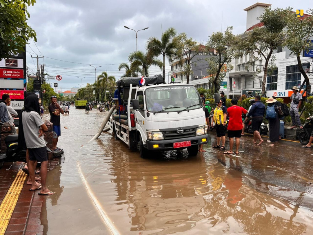 Kementerian PU Gerak Cepat Buka Akses Jalan Nasional Terdampak Banjir di Bali