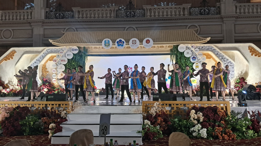 Imlek PSMTI Jatim di Surabaya Perkuat Kebersamaan dan Kepedulian Sosial