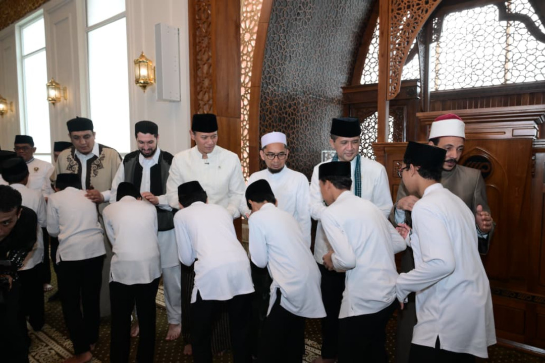 Menko AHY dan Mentrans Tegaskan Pembangunan SDM sebagai Pilar Bangsa