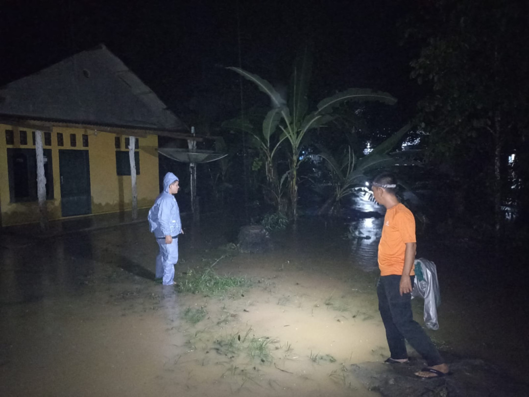 Dampak Hujan Deras di Way Kanan, Banjir Bandang Terjang Kampung Lembasung