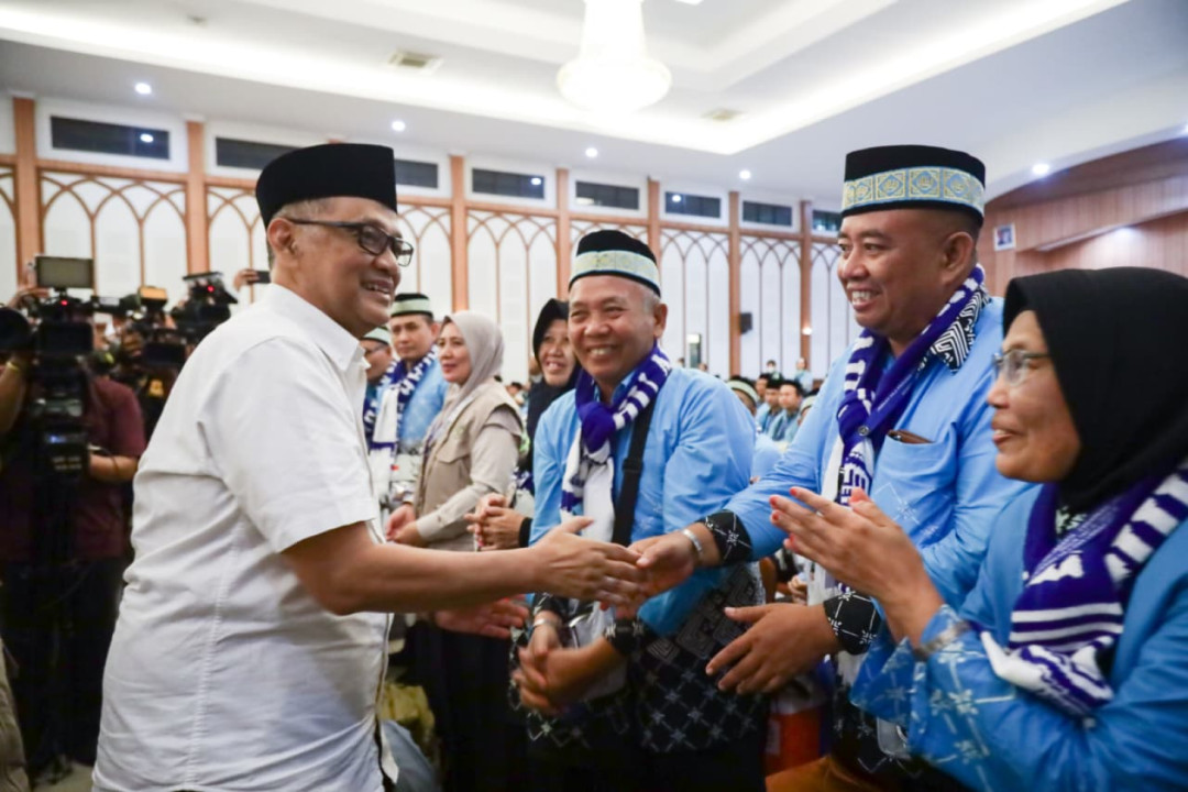 Menhaj Lepas Kloter Pertama Haji 2026