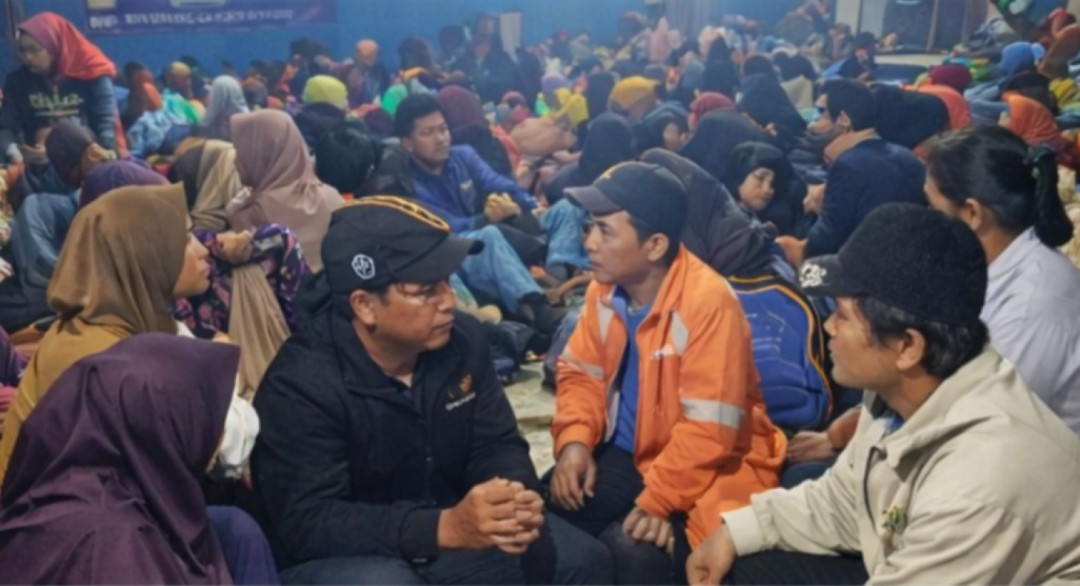 Mensos Pastikan Kebutuhan Terpenuhi  Pengungsi Longsor Cisarua