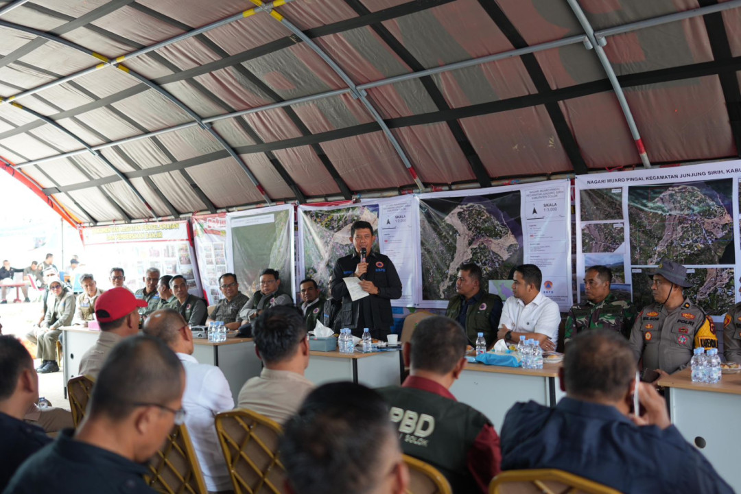 Kepala BNPB Kunjungi Kabupaten Solok, Pastikan Percepatan Pemulihan Pascabencana