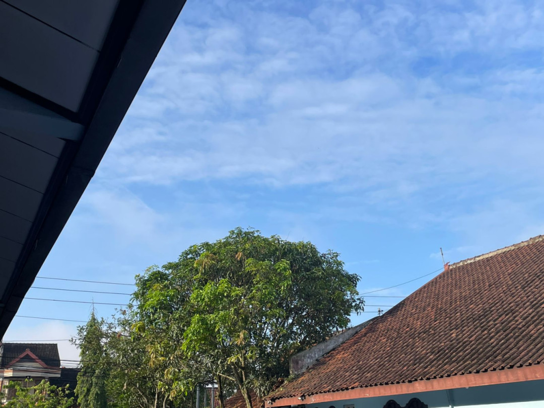 Hari Ini, Cuaca Banyumas Didominasi Berawan dan Hujan