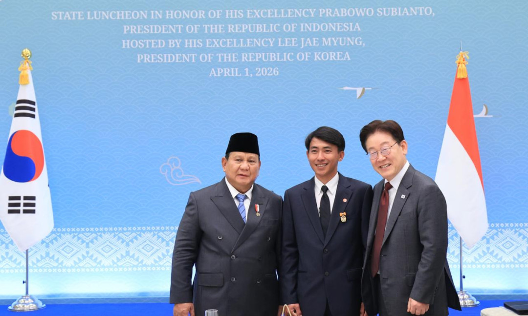Momen Hangat Presiden Prabowo Apresiasi PMI Penyelamat Lansia di Korea Selatan