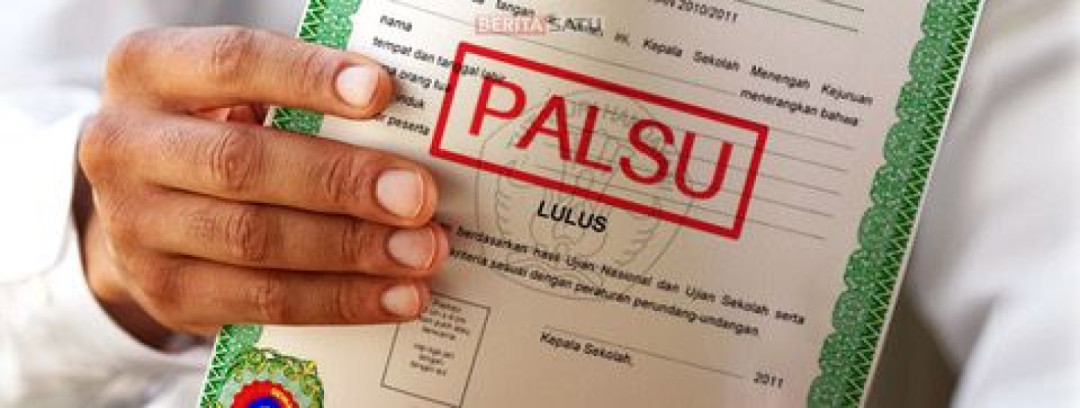 Tersangka Ijazah Palsu, Anggota DPRD Pelalawan Diperiksa Polisi