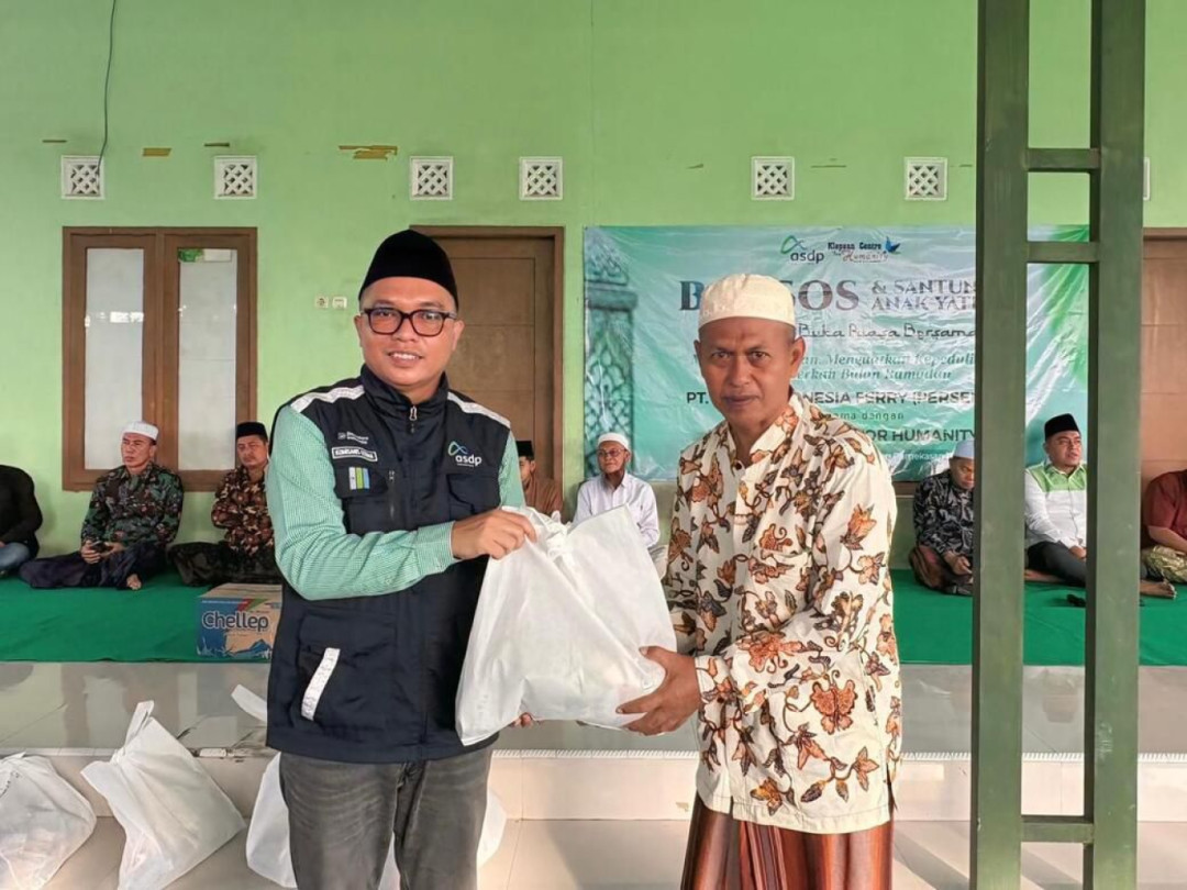 ASDP Salurkan Santunan dan Sembako bagi Anak Yatim