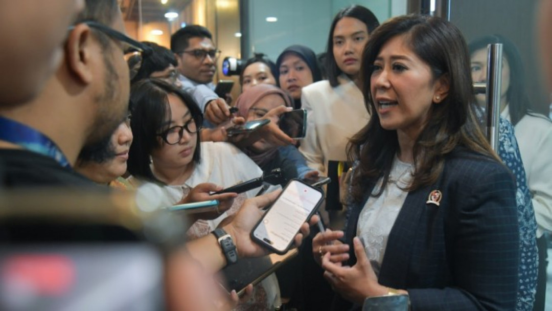 Menkomdigi Minta Publik Bijak Sebarkan Informasi Kecelakaan Kereta Bekasi