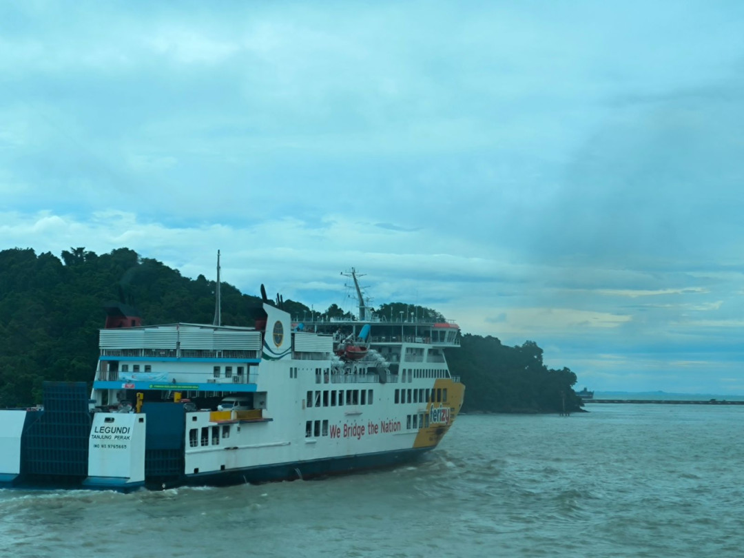 ASDP Prediksi Puncak Arus Mudik Tahun Baru di Merak–Bakauheni Terjadi 30–31 Desember