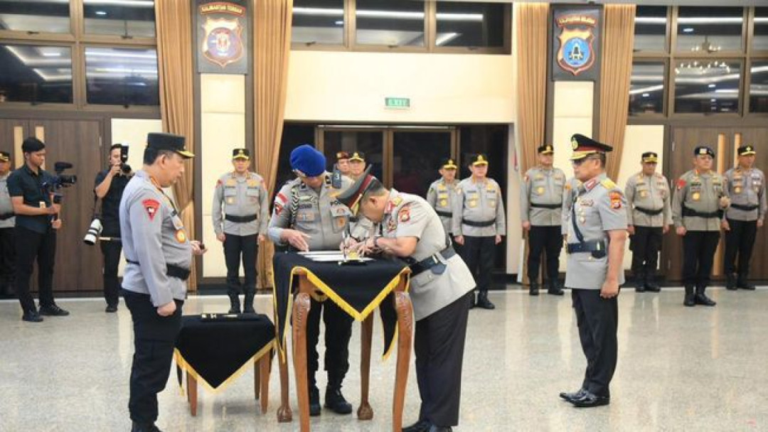49 Pati Polri Naik Pangkat, 2 Jenderal Sandang Bintang Tiga