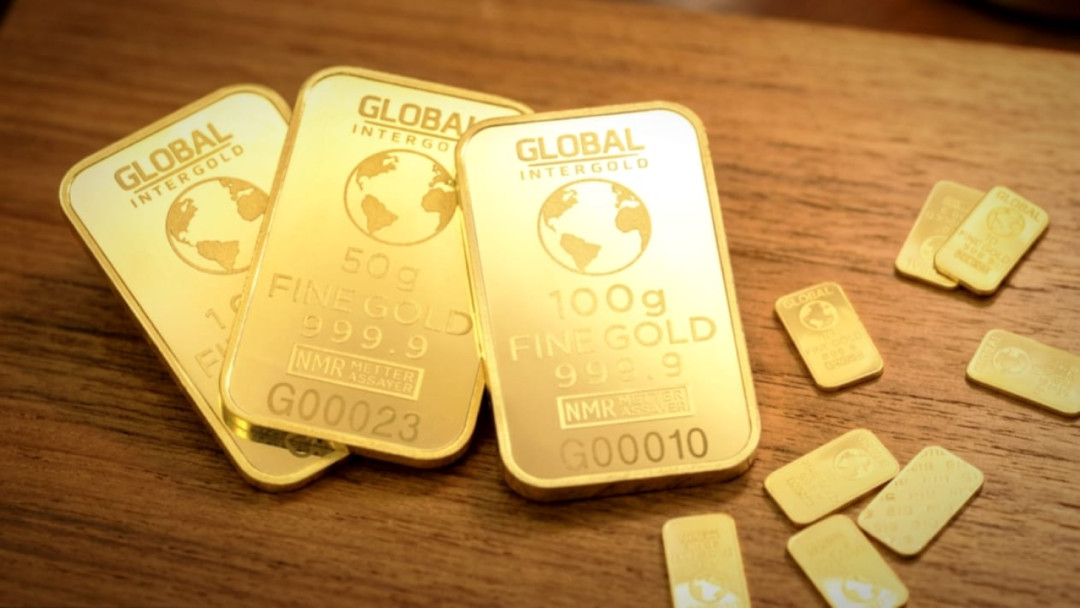 Harga Emas Antam Naik Rp45.000, Buyback Ikut Melonjak