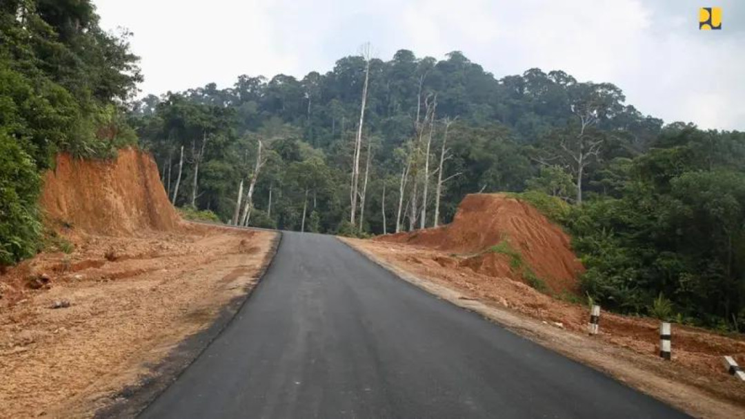 608 Km Jalan Paralel Perbatasan Kalimantan Barat-Kaltim Rampung 2024