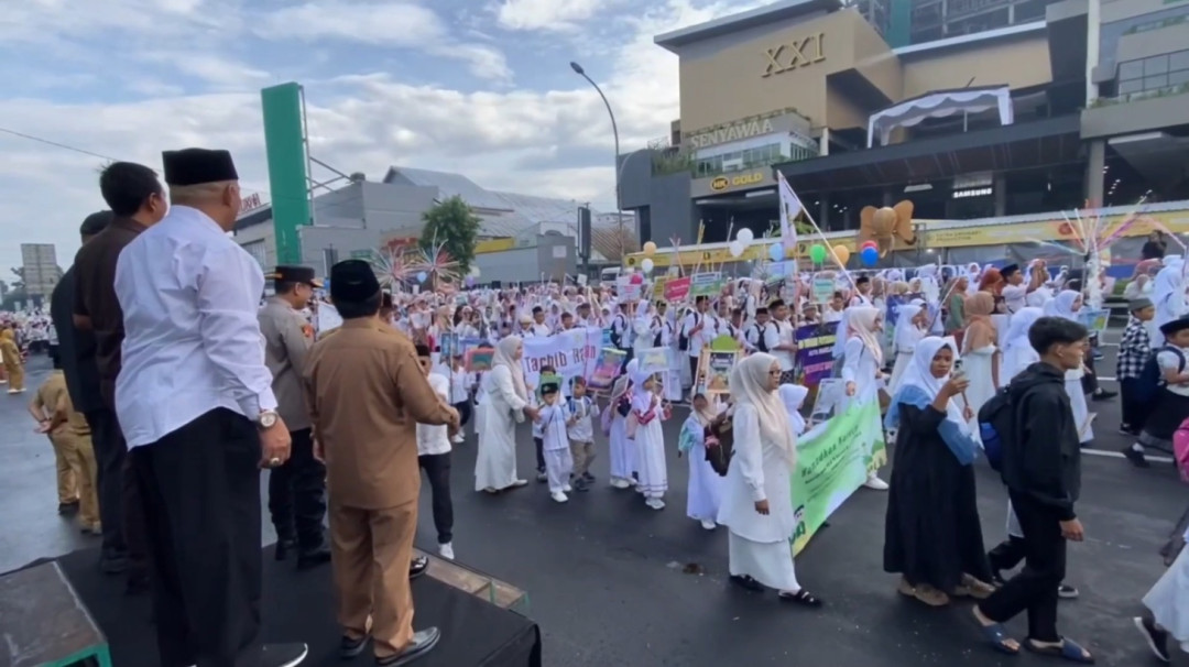Ribuan Pelajar Kirab Menyambut Ramadan di Magelang