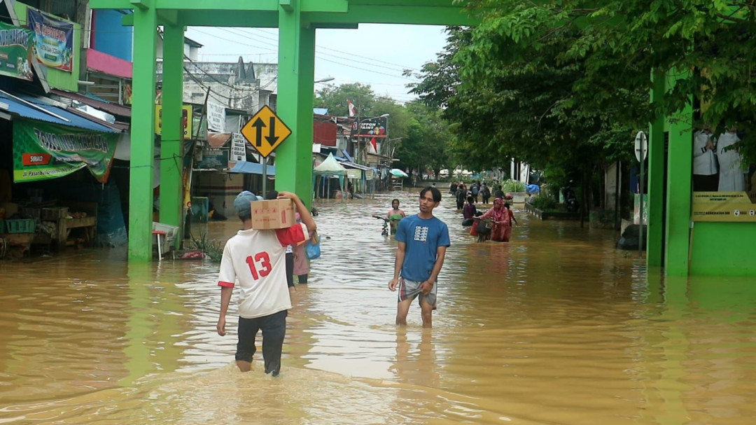 Ribuan Rumah Warga Hulu Sungai Penuh Kalsel Masih Terendam