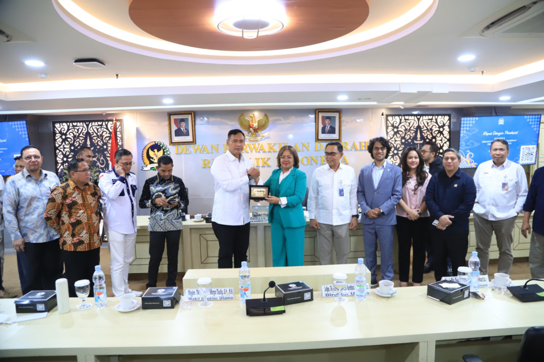 Satya Lencana Wira Karya untuk Dr. Badikenita, Pejuang Ketahanan Pangan Nasional