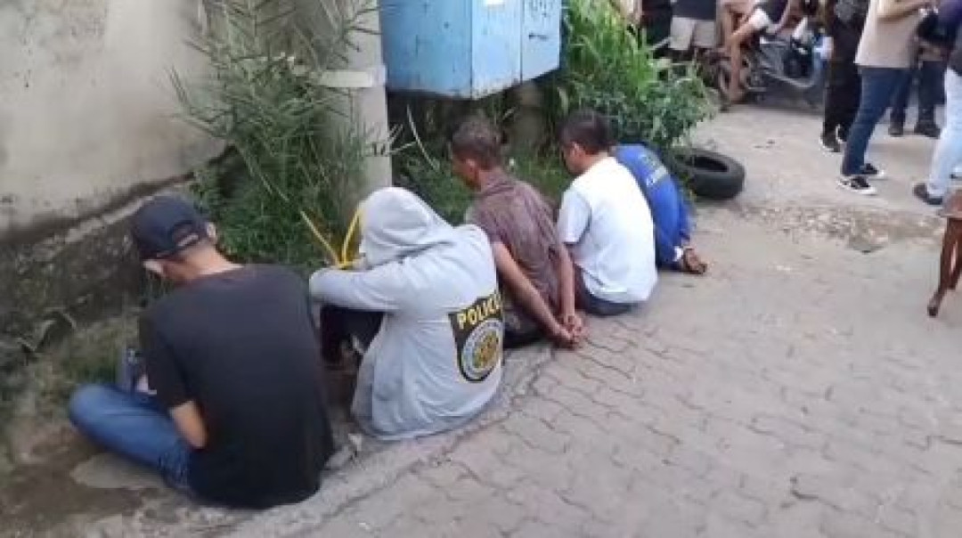 Polisi Gerebek Kampung Narkoba Bom Baru, 6 Orang Diamankan
