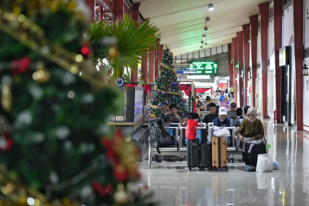 Menhub Ajak Warga Manfaatkan Diskon Tarif Transportasi Nataru 2025/2026