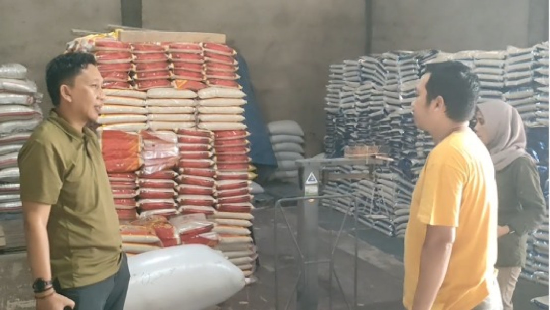 Pemkab Basel Sidak Gudang dan Toko, Pastikan Tak Ada Beras Oplosan