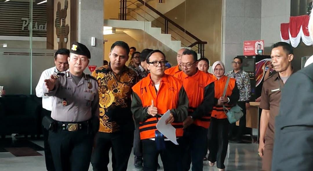 Wamenaker Immanuel Ditahan KPK, Harap Dapat Amnesti dari Presiden Prabowo