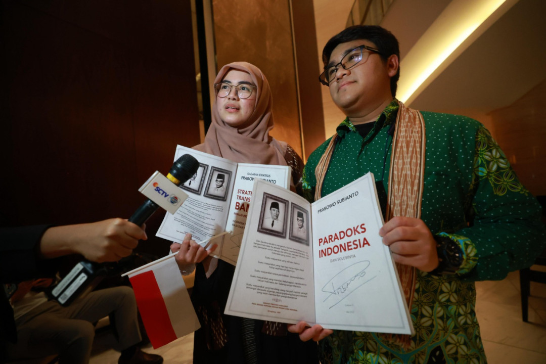 Momen Haru Diaspora di Tokyo Sambut Presiden Prabowo, Mutiara Berhasil Raih Tanda Tangan Sang Kepala Negara