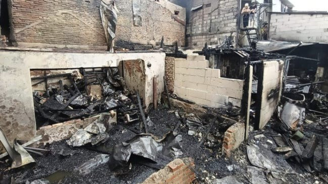 Tiga Rumah di Petamburan Terbakar, Diduga Kebocoran Tabung Gas