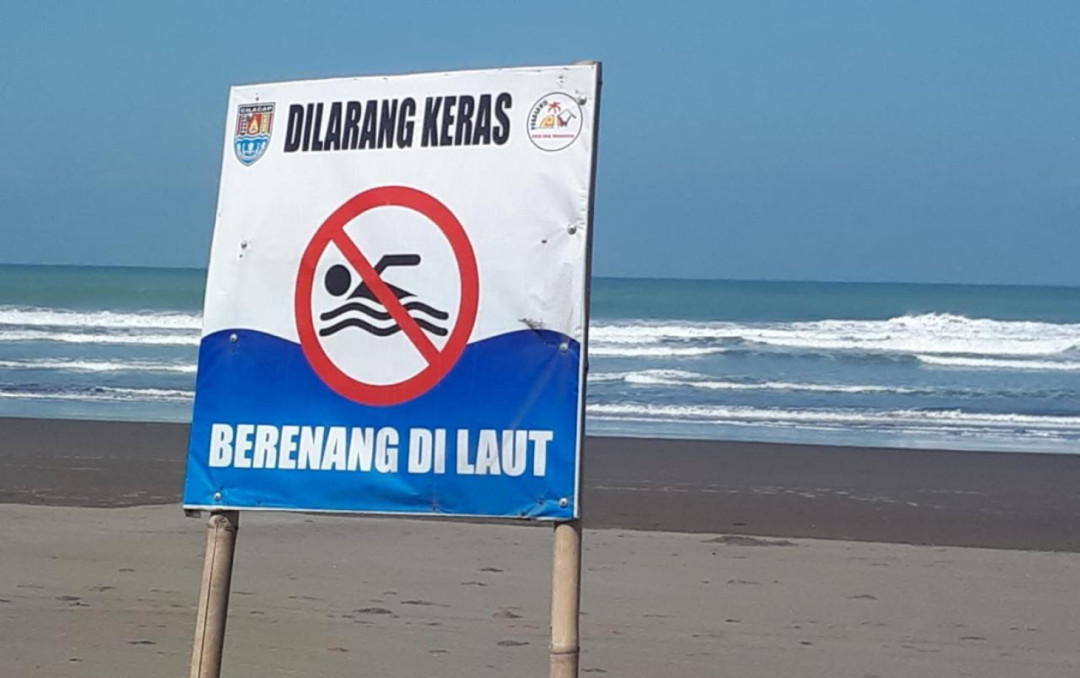 BMKG Peringatkan Gelombang Tinggi 6 Meter di Pesisir Pulau Jawa