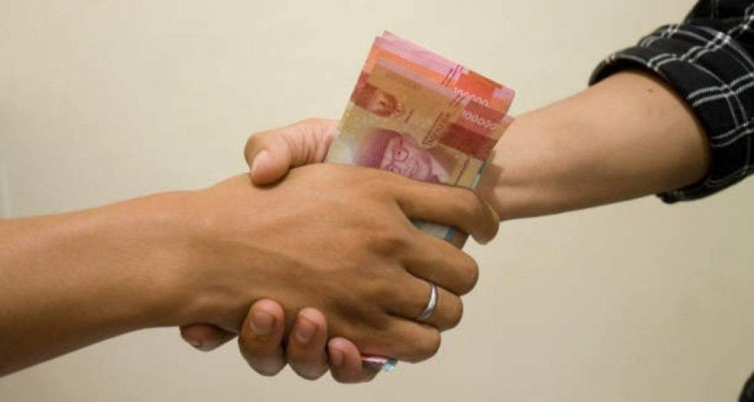 Nilai Tukar Rupiah Kembali Tertekan Seiring Pasar Tunggu Keputusan RDG BI