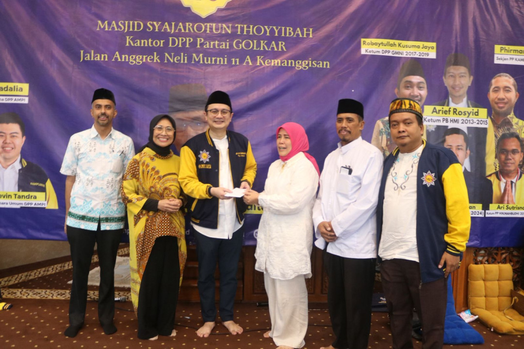 AMPI Gelar Buka Puasa Bersama, Berikan Santunan Ratusan Anak Yatim dan Bantuan untuk Masjid Golkar