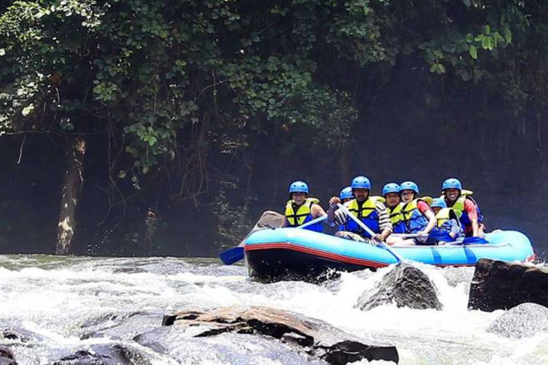 Wisata Alam Arung Jeram (Tanggi Rafting) Bumi Sebalo