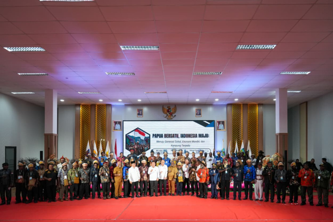 Pemerintah Perkuat Kehadiran di Papua Melalui Program MBG