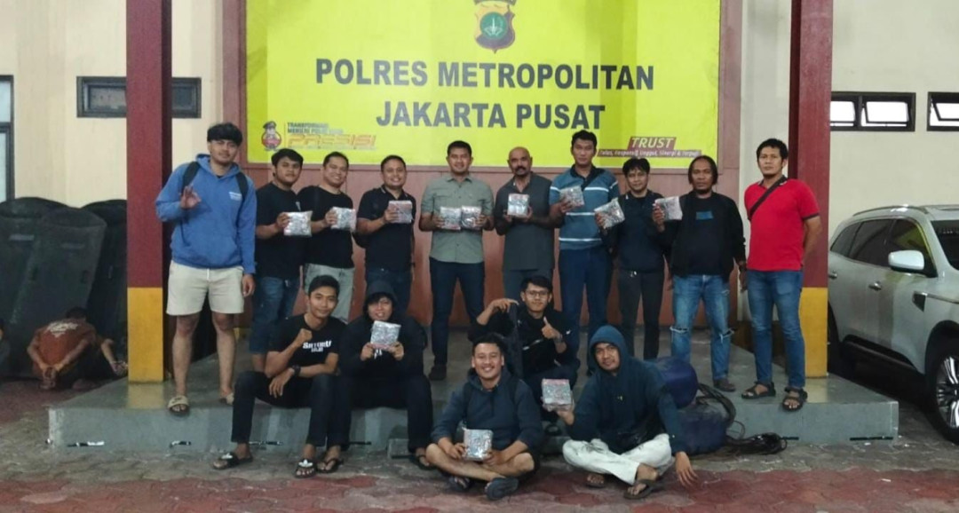 Berkedok Truk Pengangkut Jeruk, Sindikat Sabu 12 Kg Digulung Polres Metro Jakpus di Tol Jakarta–Cikampek