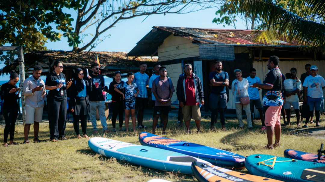 Coaching Clinic Stand Up Paddle Digelar di Manokwari