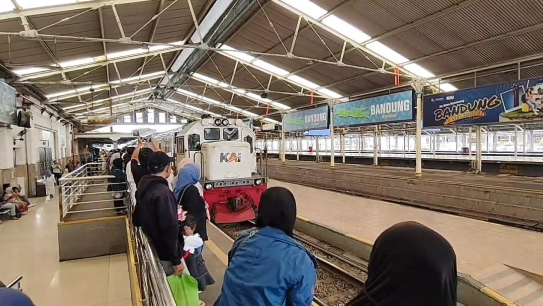 Puluhan Ribu Tiket KA Habis Terjual Jelang Libur Panjang Imlek