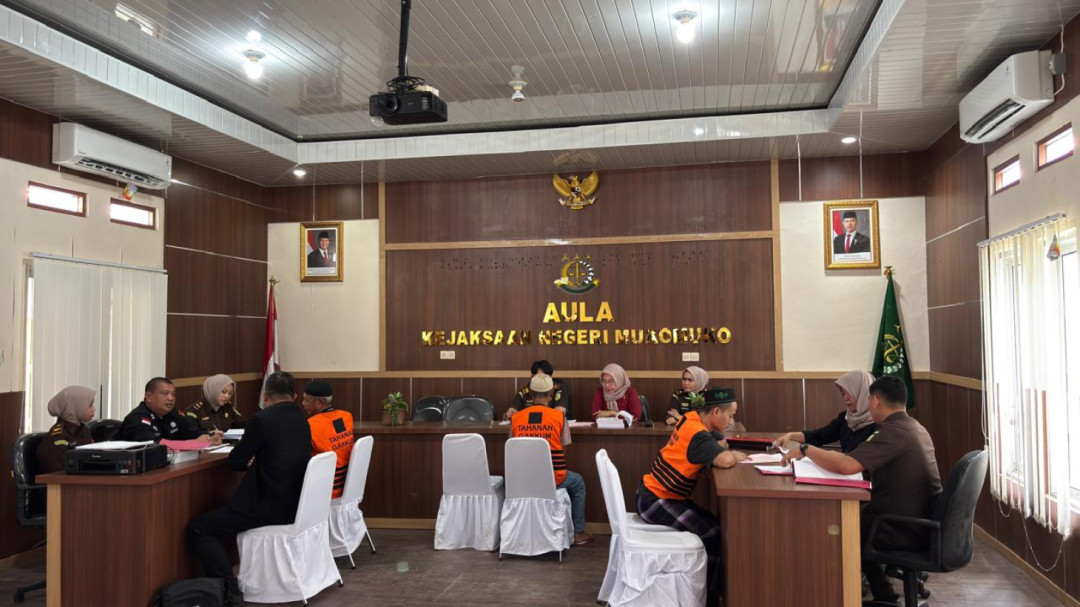 Satgas PKH Bengkulu Serahkan Tersangka Perambahan Hutan ke Kejari Mukomuko