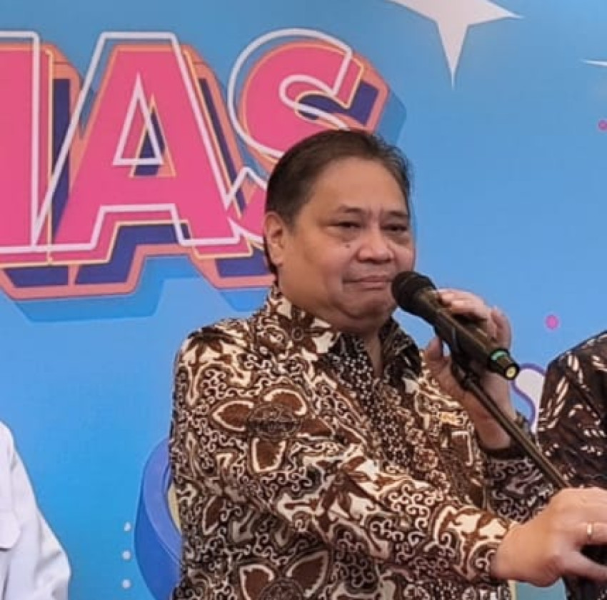 Airlangga Pastikan Belum Ada Laporan PHK di Gudang Garam