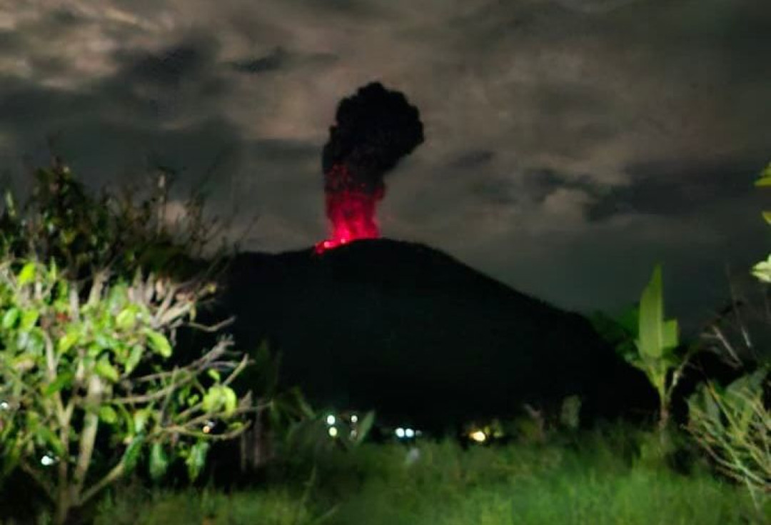 Gunung Marapi Kembali Erupsi, Kolom Abu Capai 3.000 Meter di Atas Puncak