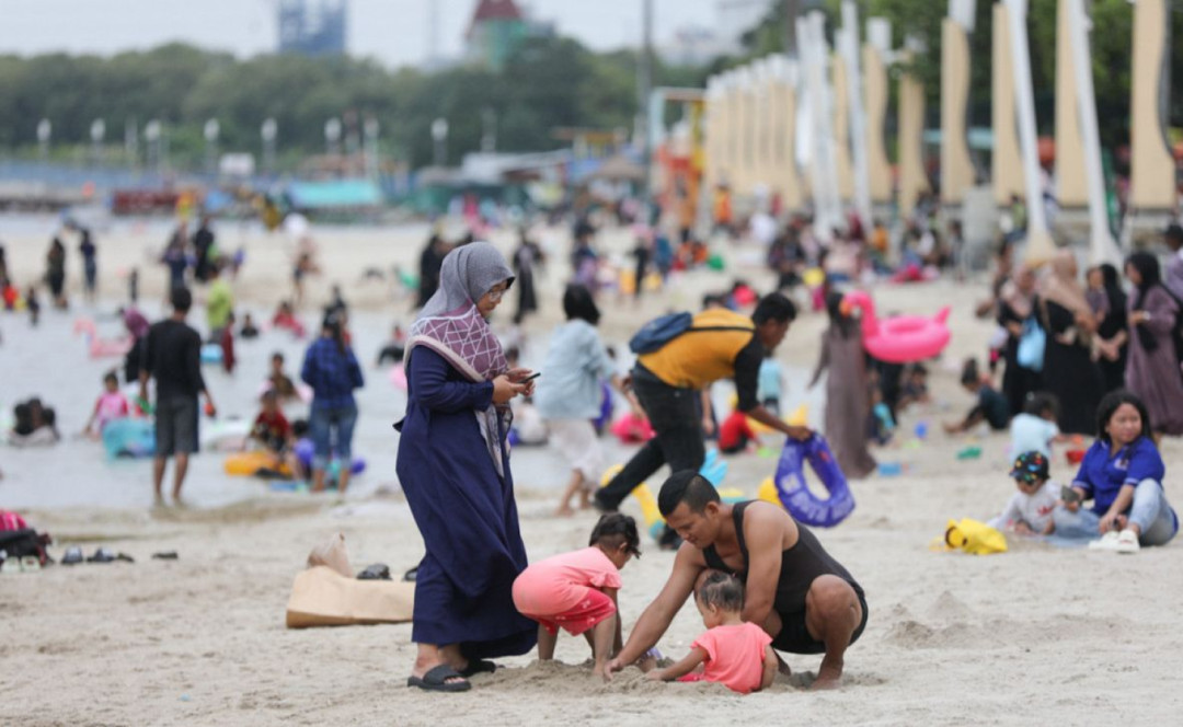 Libur Panjang Isra Miraj, 18 Ribu Wisatawan Padati Ancol