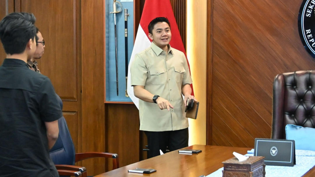 Seskab: Undangan Khusus dari Putin ke Presiden Prabowo Bukti Indonesia Makin Dipandang Dunia