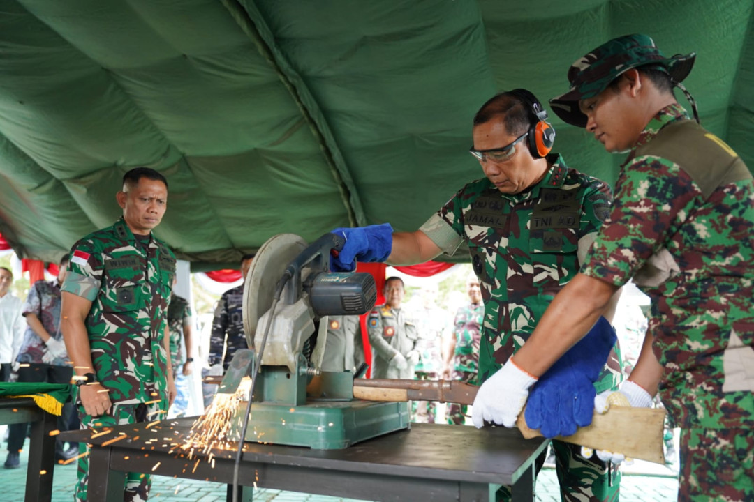 Pangdam XII/Tanjungpura Pimpin Pemusnahan Narkotika dan Ribuan Senpi Rakitan