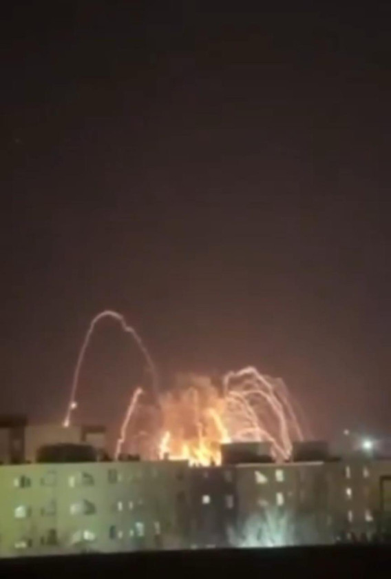 Iran Balas Serangan, Hantam Pangkalan AS dan Target Militer di Israel