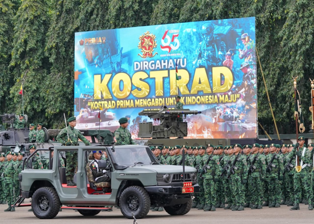 Panglima TNI Pimpin Upacara HUT ke-65 Kostrad di Cilodong