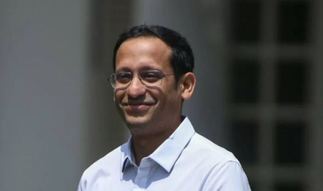 Alasan Nadiem Pilih Laptop Chromebook Karena Lebih Murah