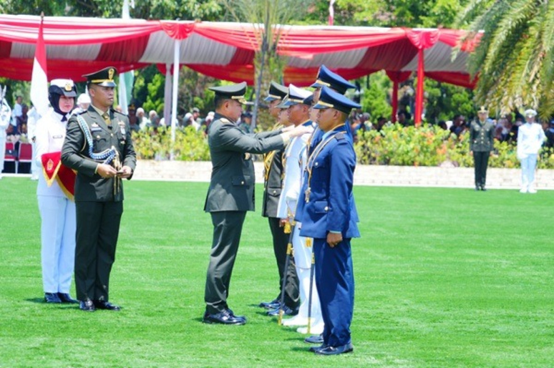 Panglima TNI Lantik 796 Perwira Prajurit Karier 2026