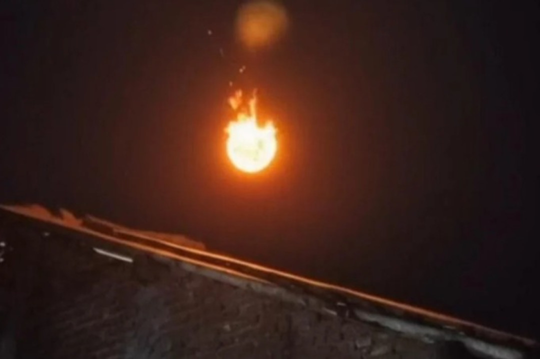 BRIN: Dentuman dan Cahaya di Cirebon Akibat Meteor Besar Jatuh di Laut Jawa