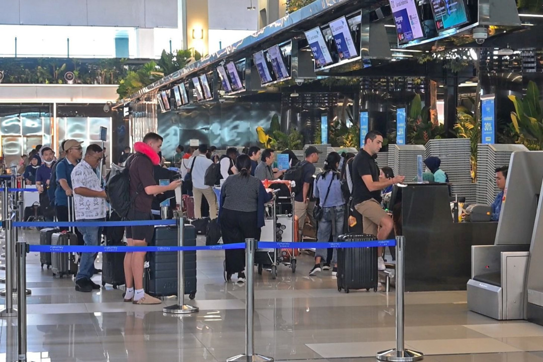 Pemerintah Turunkan Tarif Tiket Pesawat hingga 14 Persen untuk Libur Natal dan Tahun Baru 2026