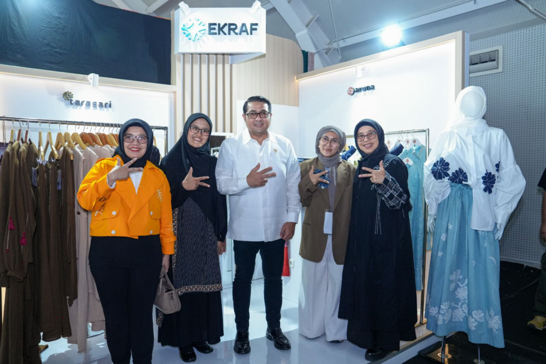 Menteri Ekraf: Festival Garis Poetih Perluas Akses Pasar Desainer Indonesia